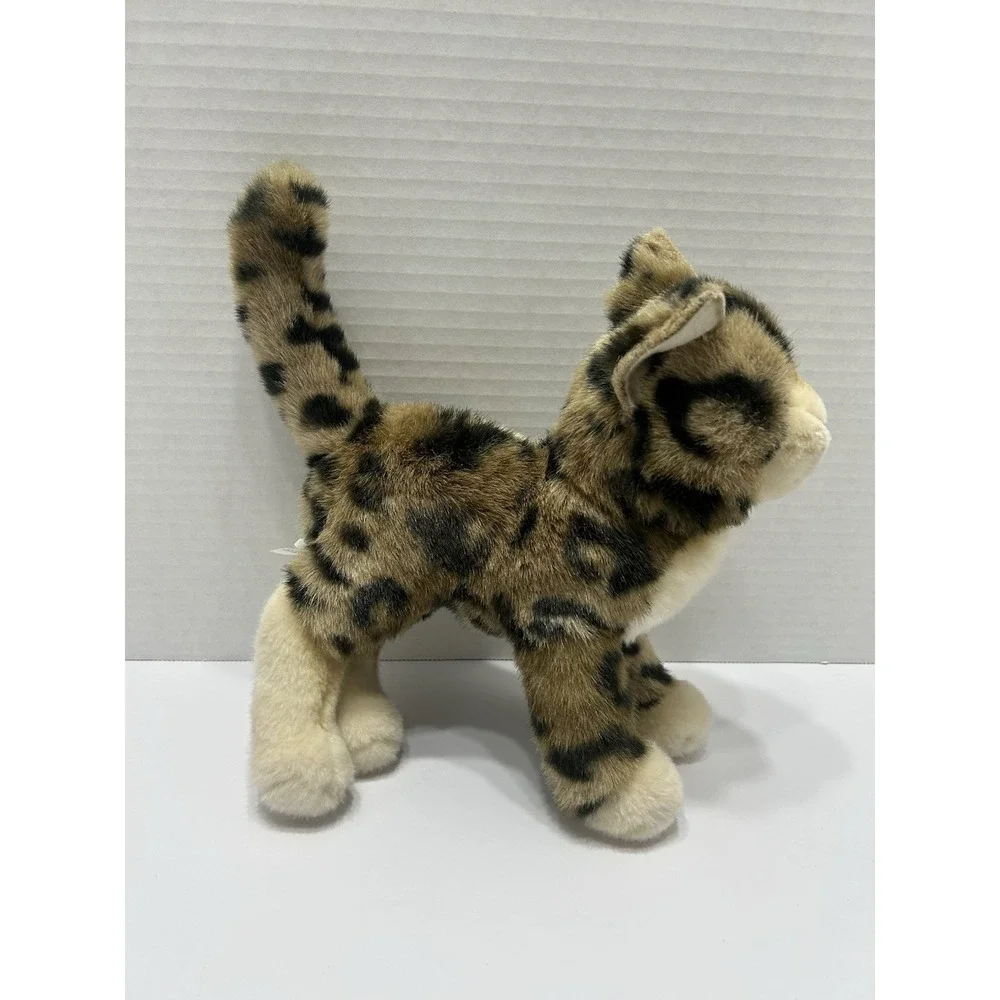 Bass Pro Douglas Bengal Tiger Kitty Cat Plush Brown Spotted 1862 2022